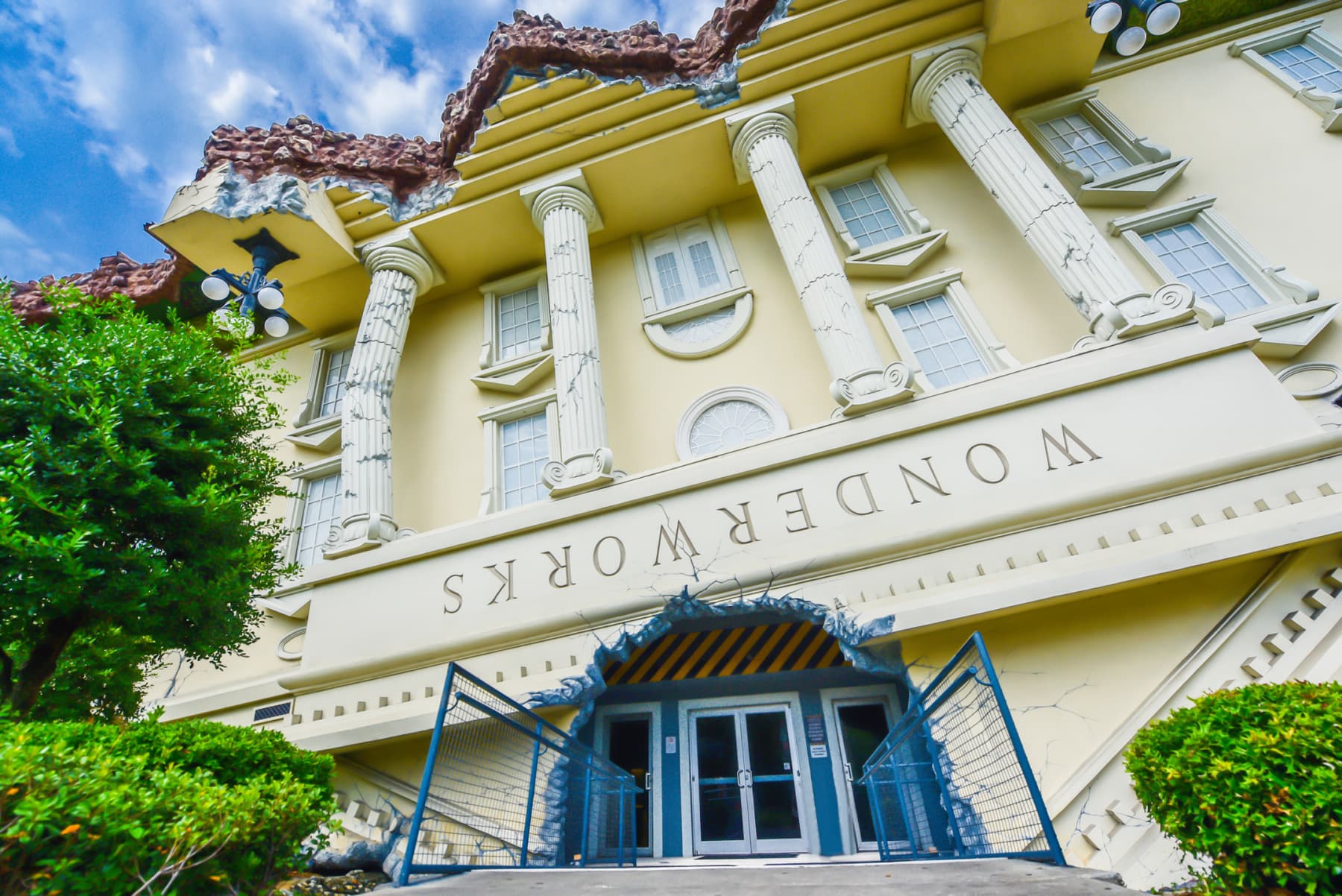 kissimmee-Wonderworks0-4a0c31785056a36_4a0c3305-5056-a36a-0bd02c3711ccc52e.jpg